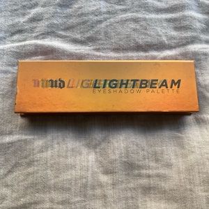 Urban Decay Lightbeam Eyeshadow Palette